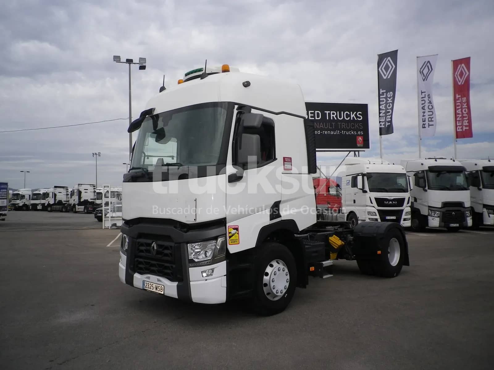 RENAULT T440 SLEEPER CAB