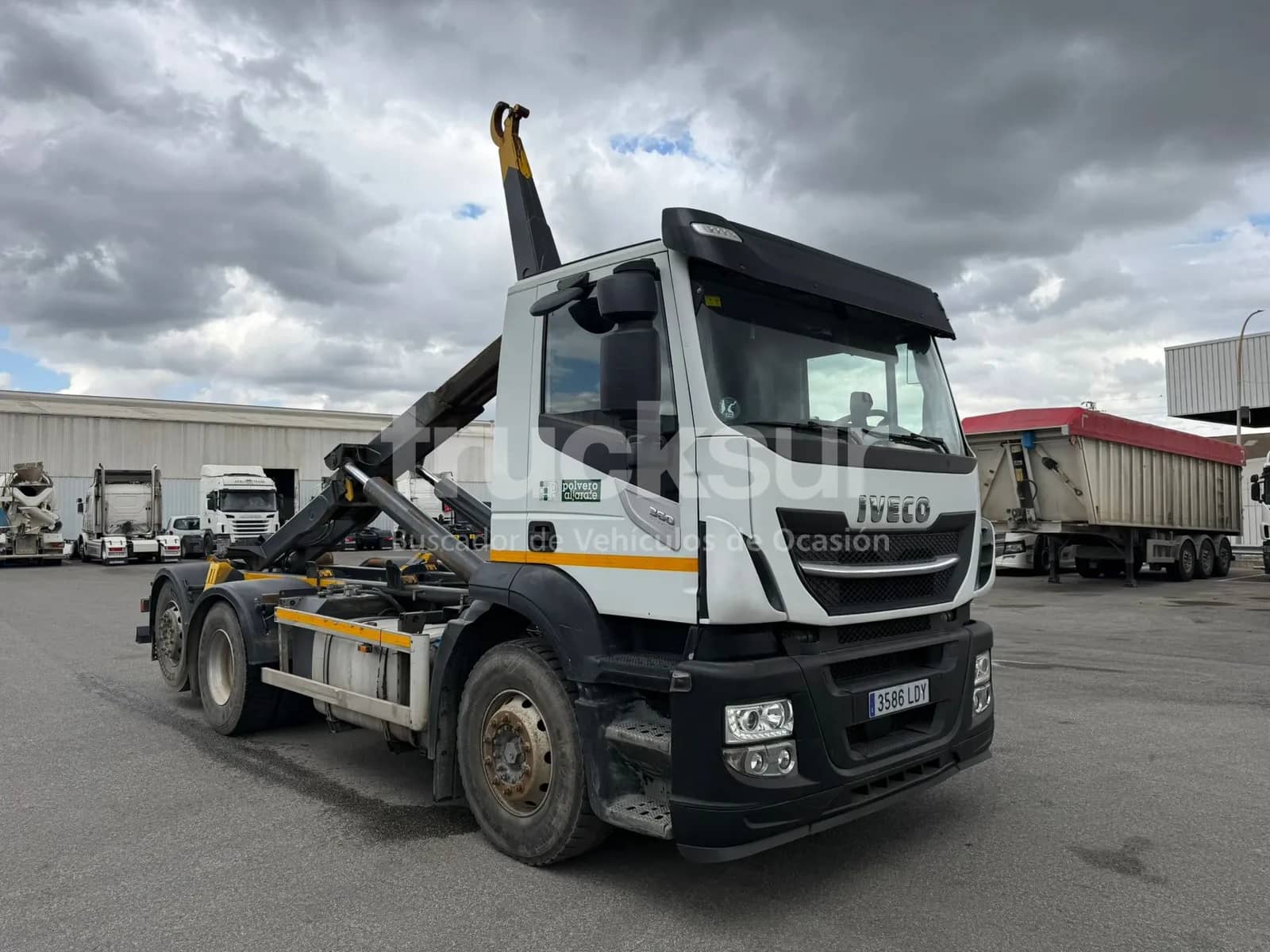 IVECO AD 360CV 6X2*4