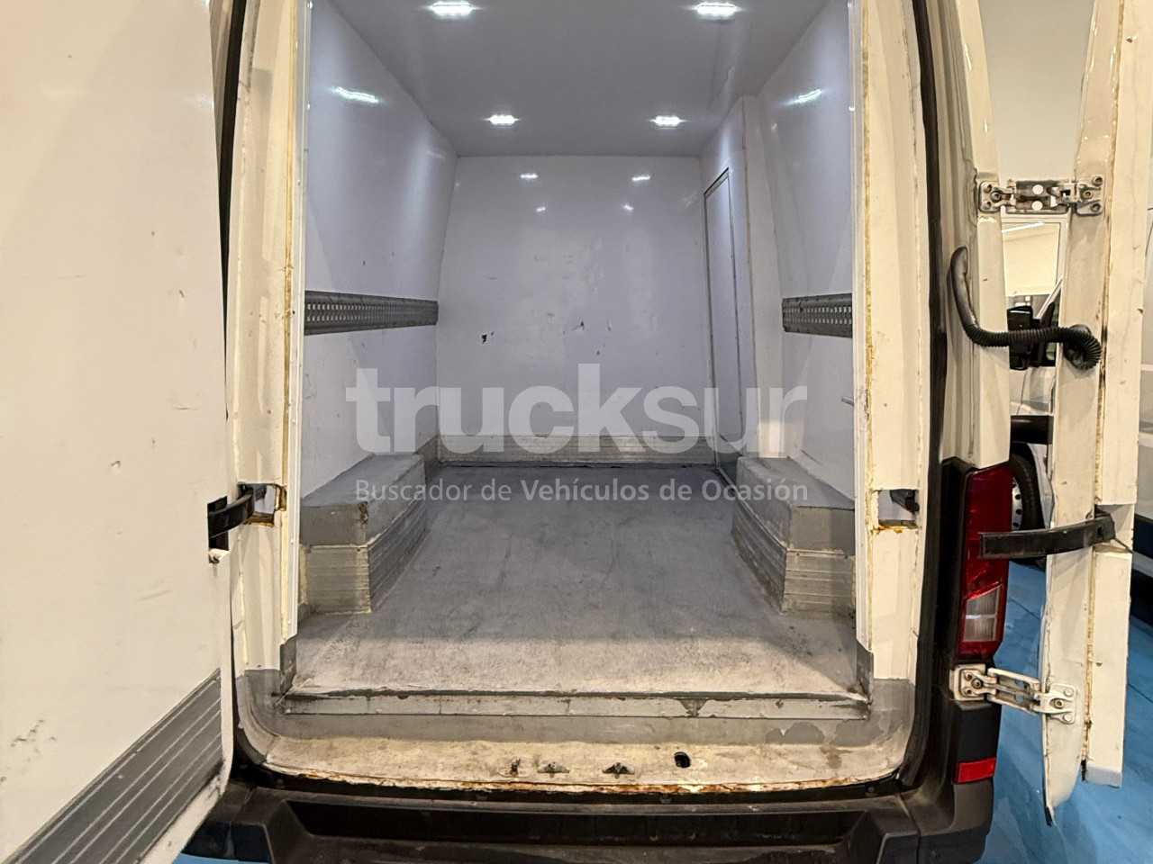 volkswagen-crafter-140-35-13