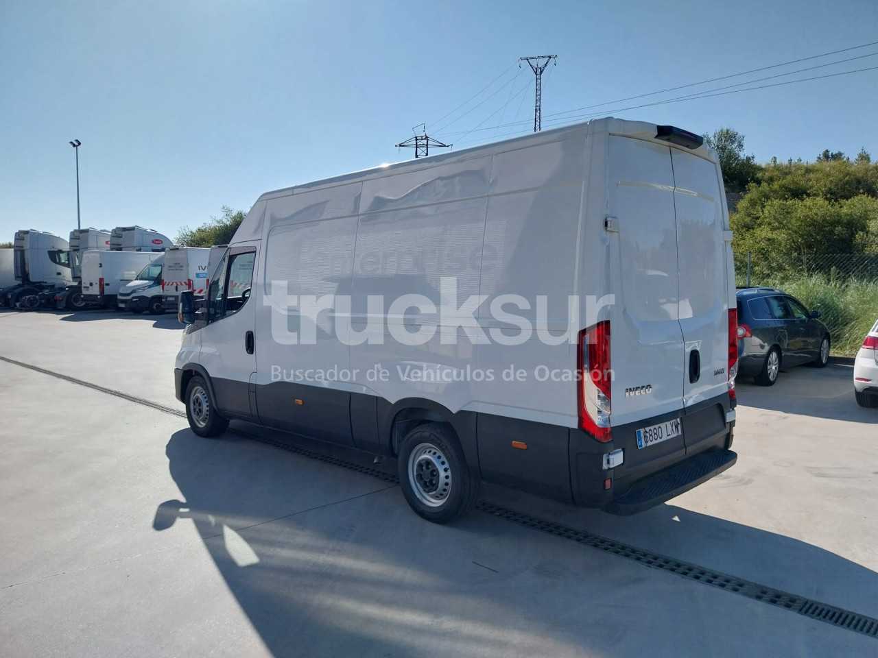 iveco-35s16-f-12m3-1