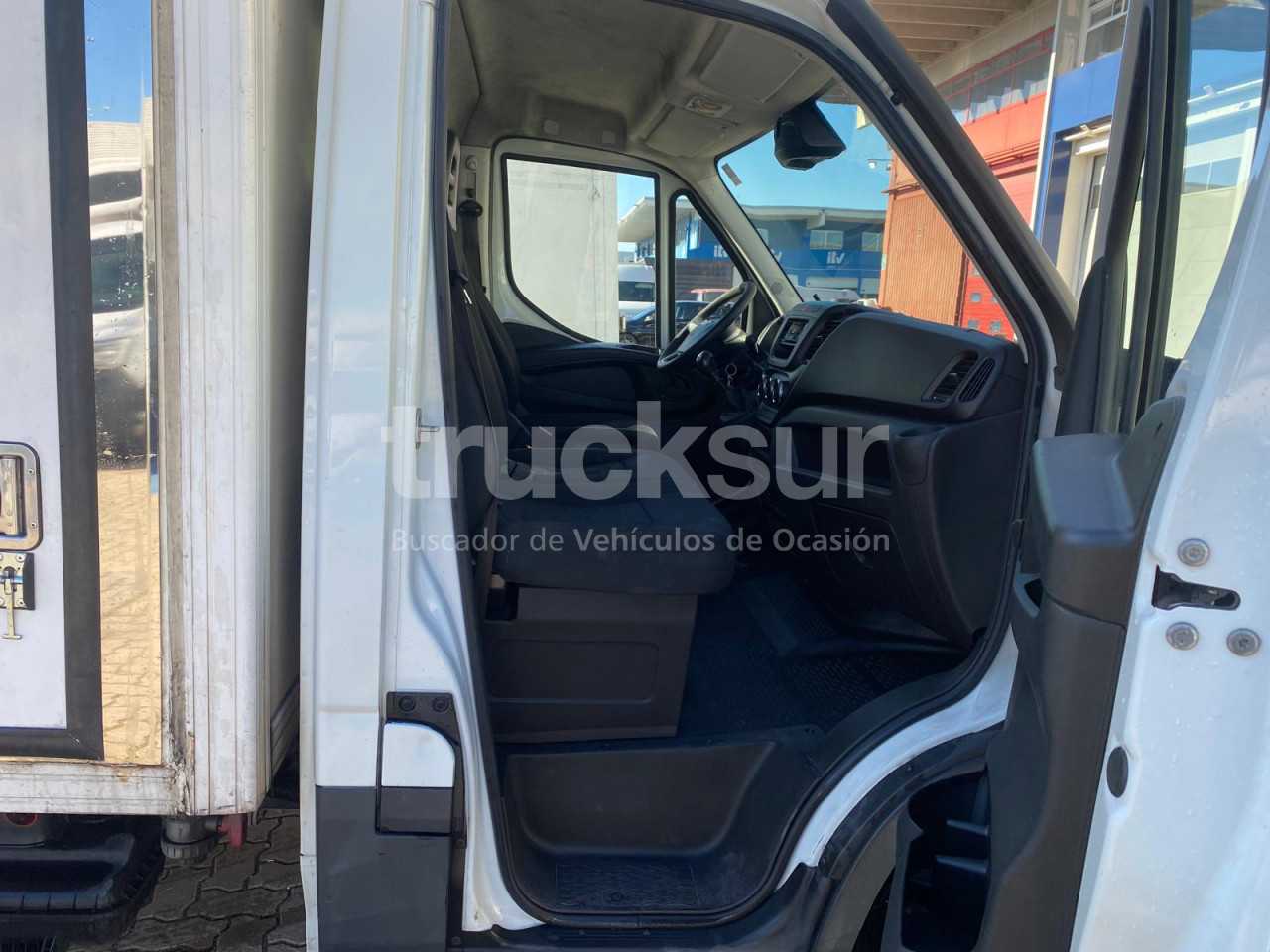 iveco-35c15-1