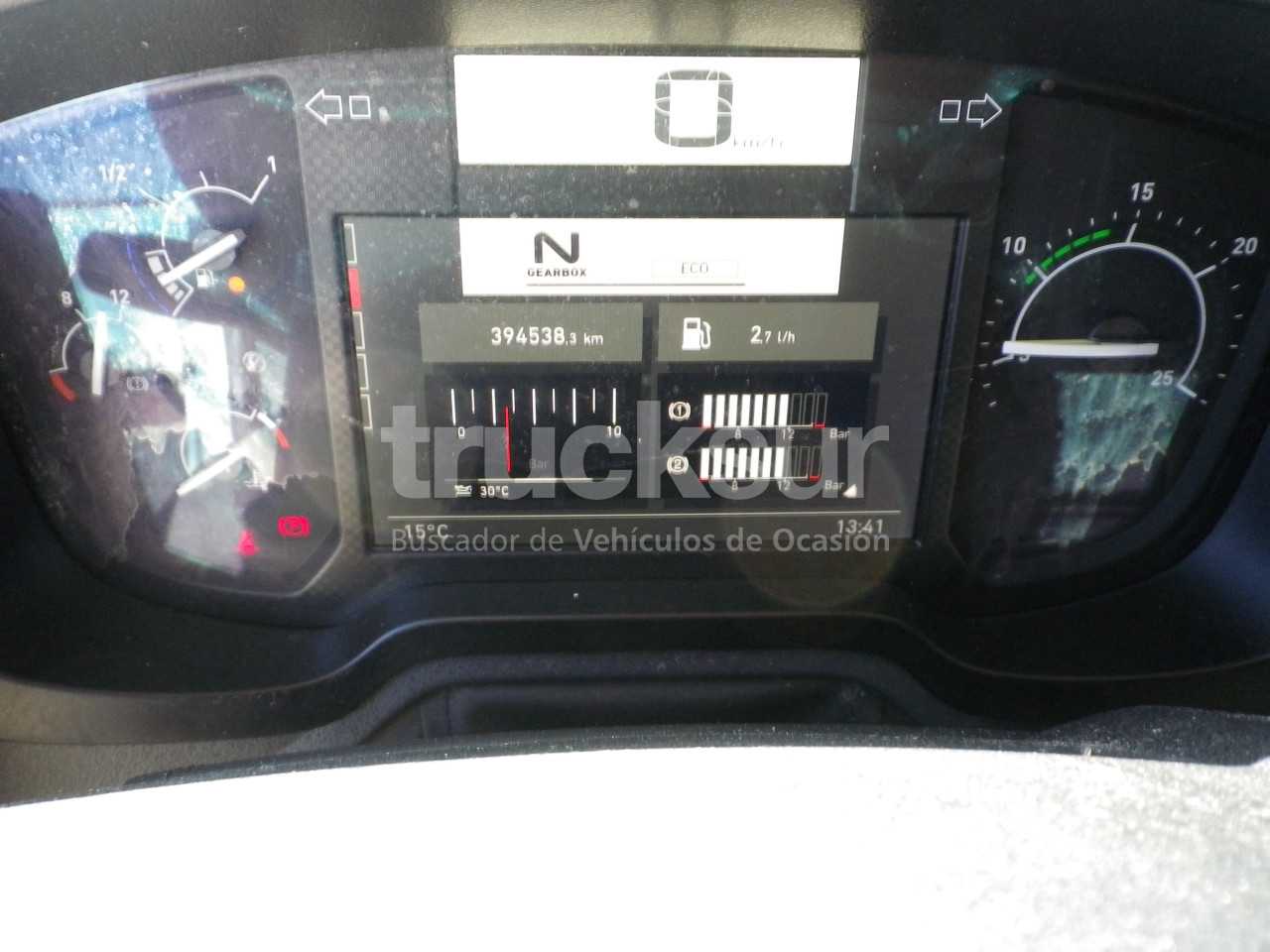 renault-t520-high-sleeper-cab-adr-5
