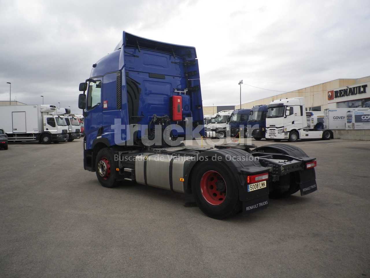 renault-t520sleeper-cab