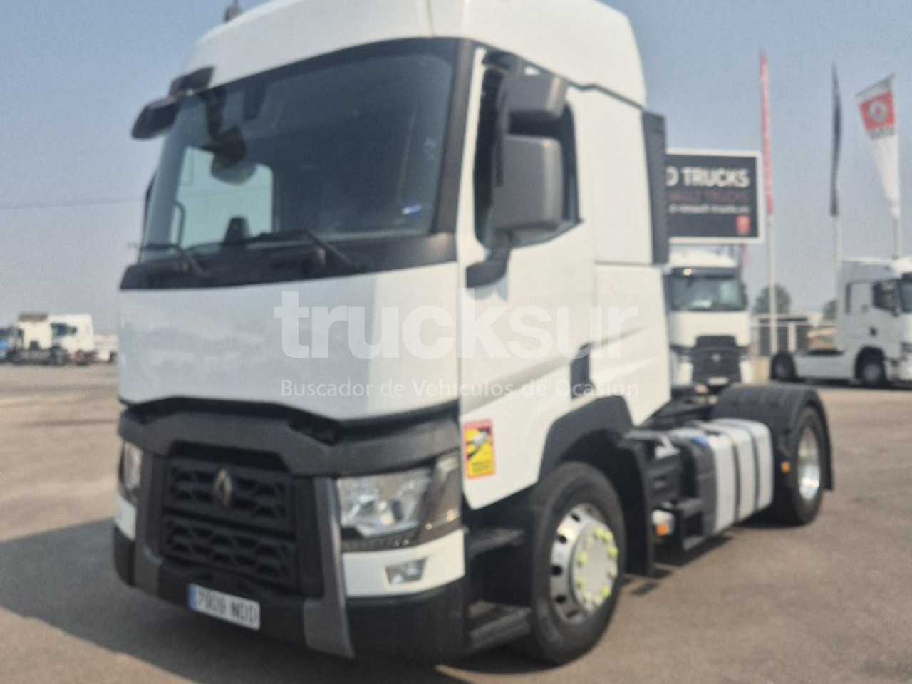 renault-t440-sleeper-cab-4