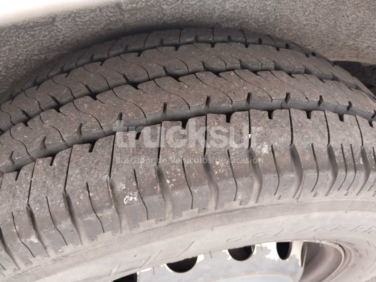 renault-master-130-35-76