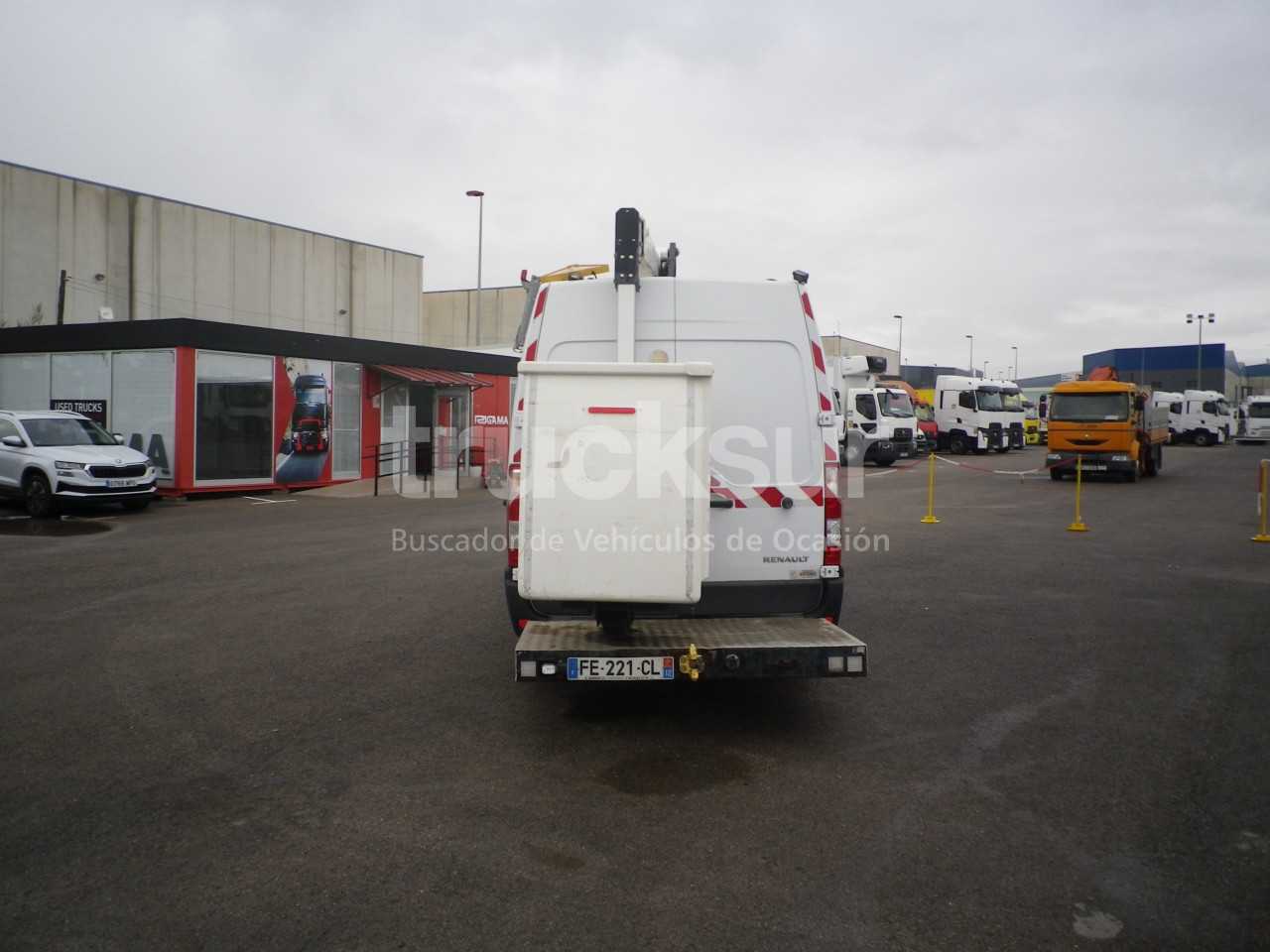 renault-master-130-35-cesta