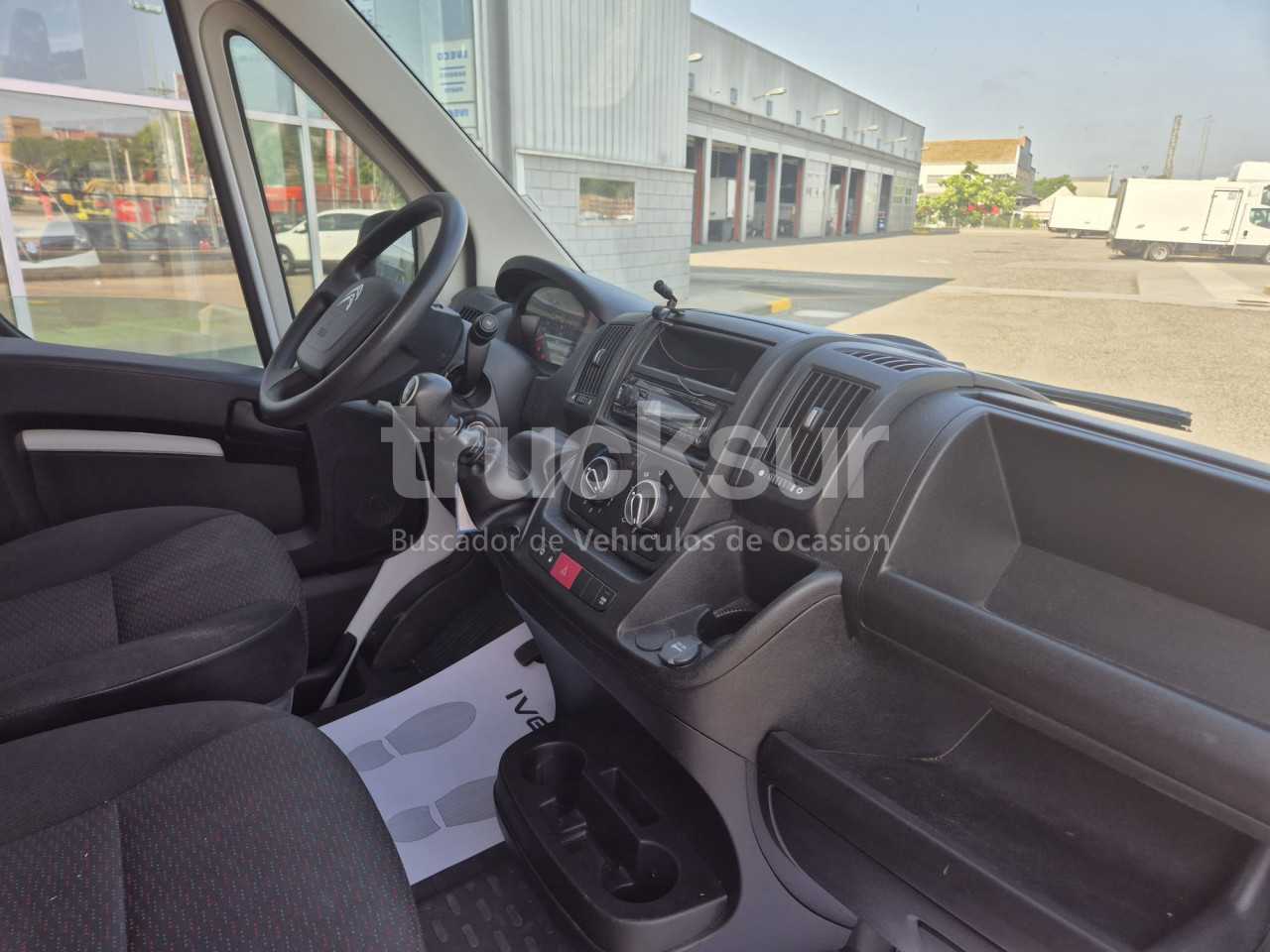 citroen-120-35-l3h2-12m3-11
