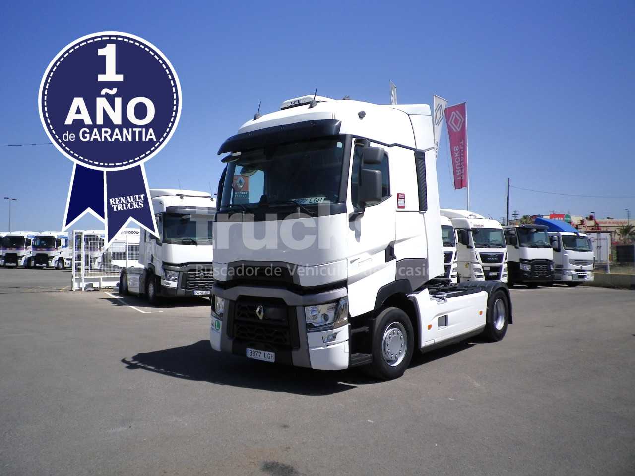 renault-t520-high-sleeper-cab-27