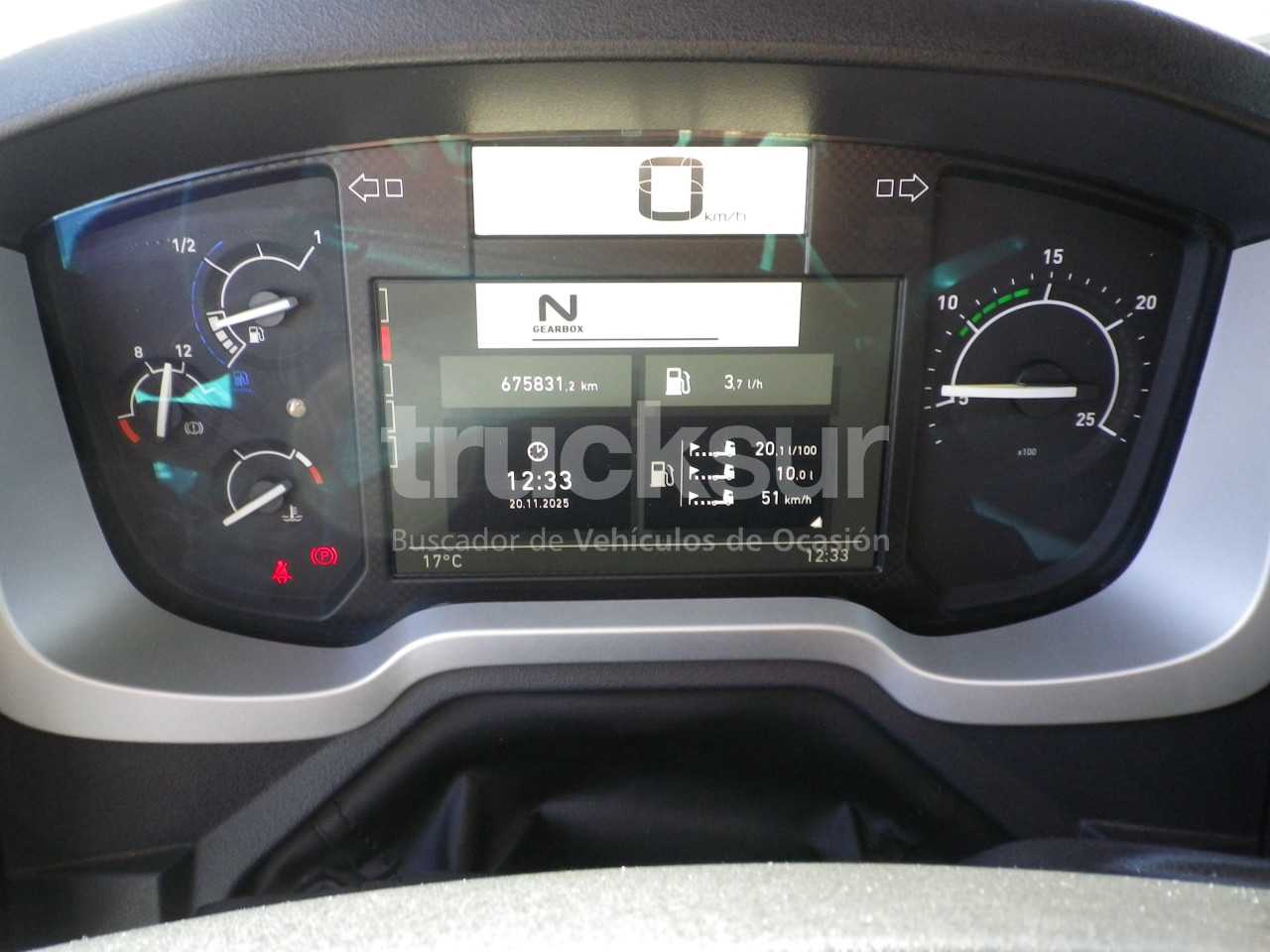 renault-t520-sleeper-cab-adr