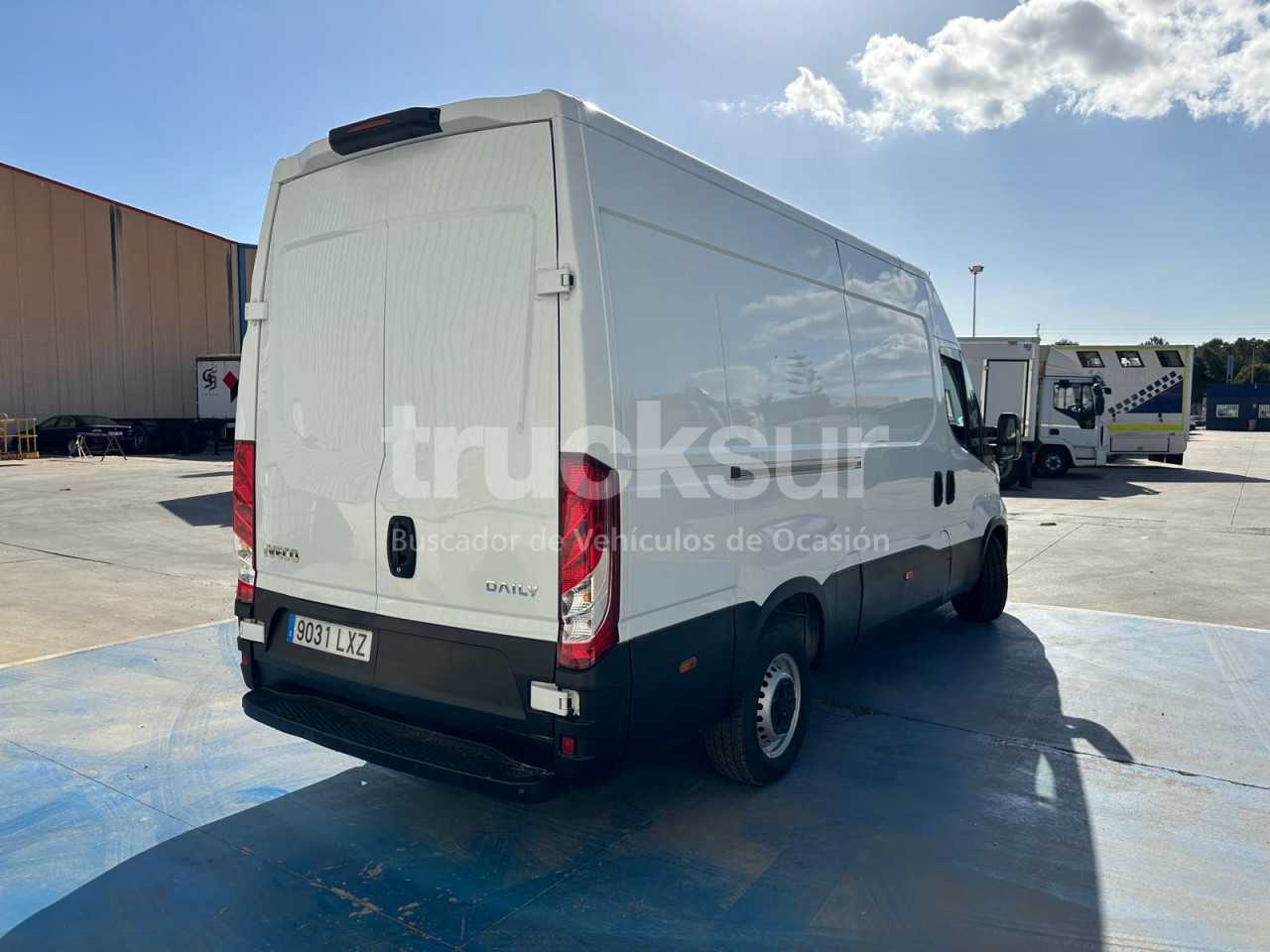 iveco-daily-35s16-f-12m3