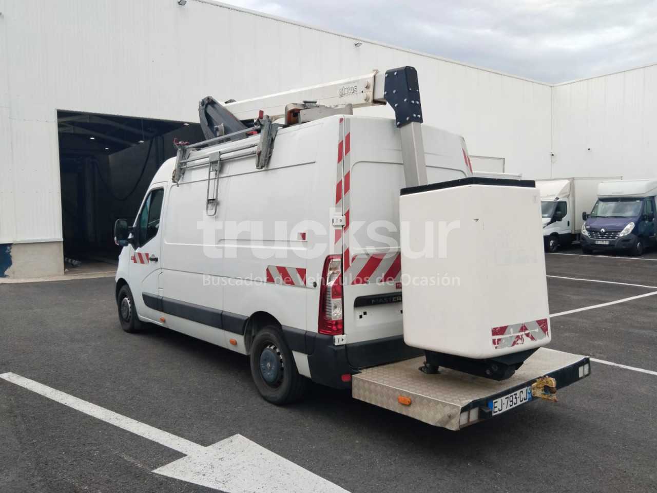 renault-master-130-35-76