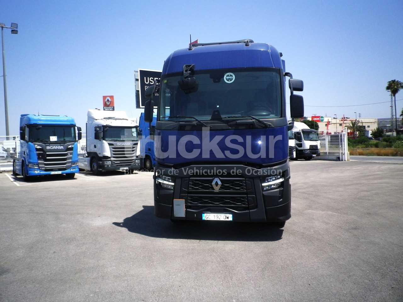 renault-t440-sleeper-cab-3