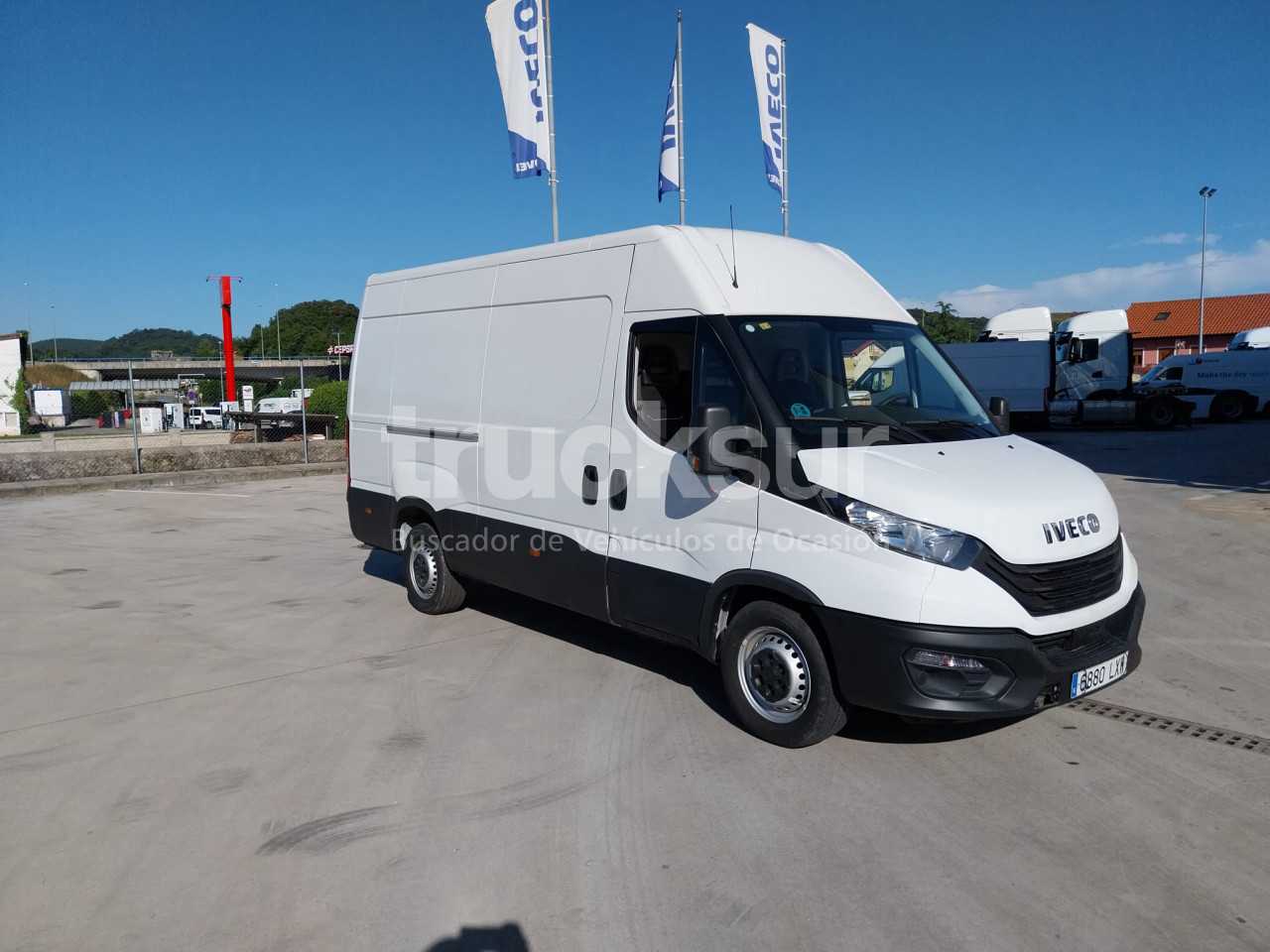 iveco-35s16-f-12m3-1