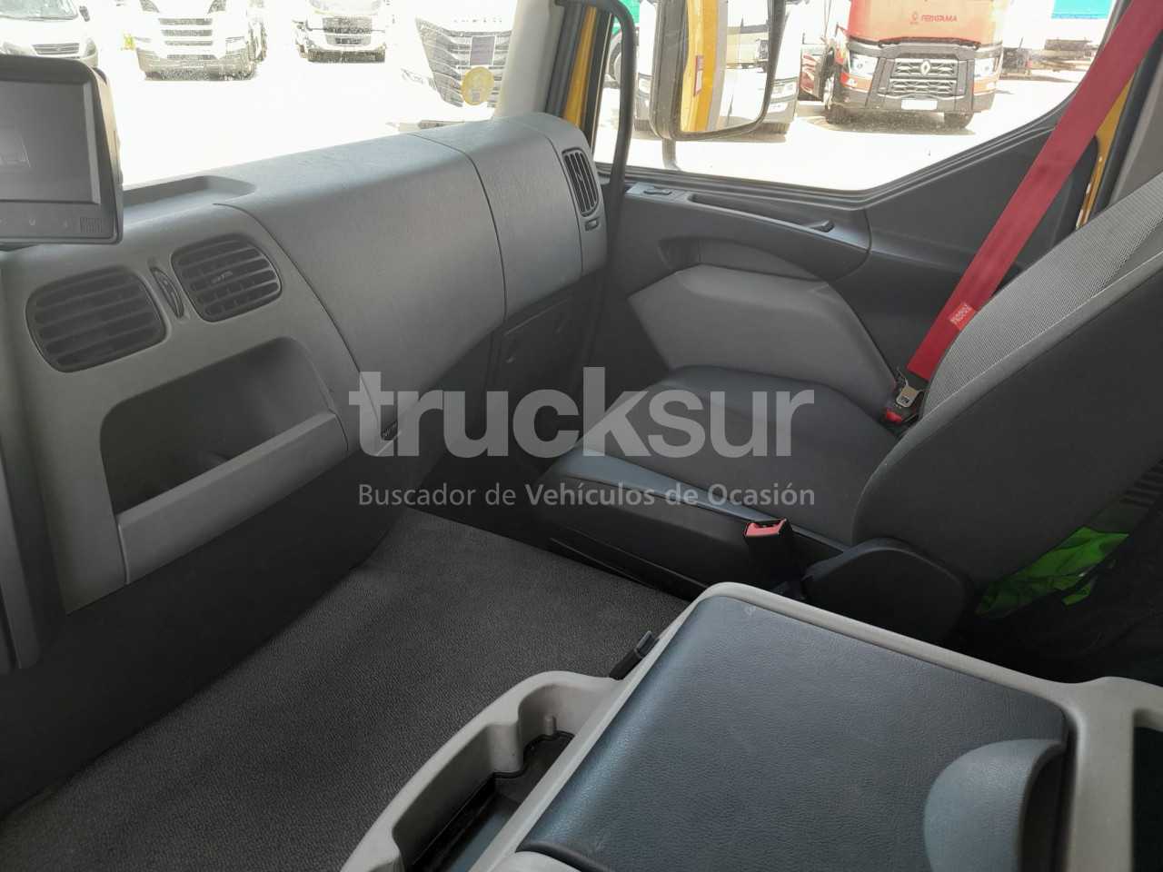 renault-d280-18-21p