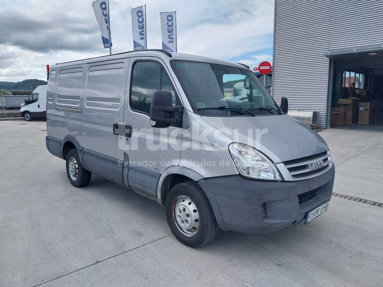 iveco-daily-35s12-7m3
