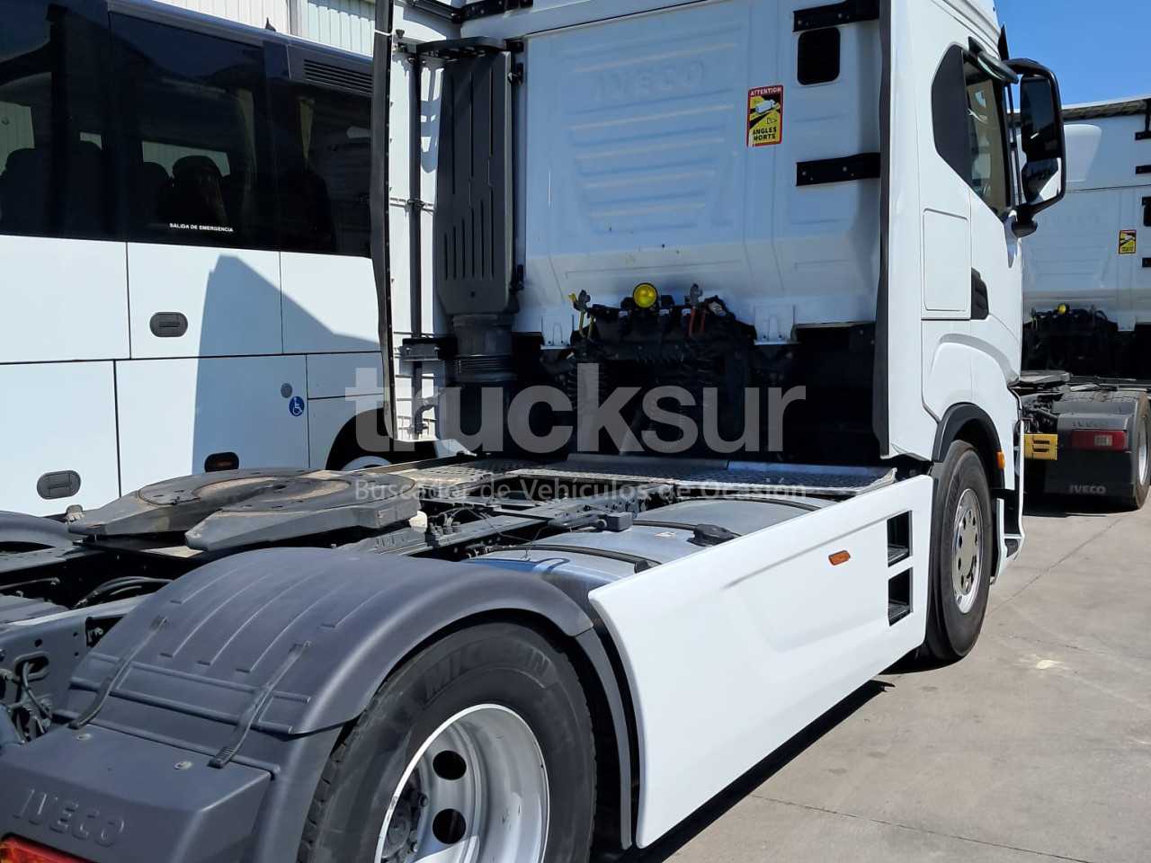 iveco-as440s49-t/p-1