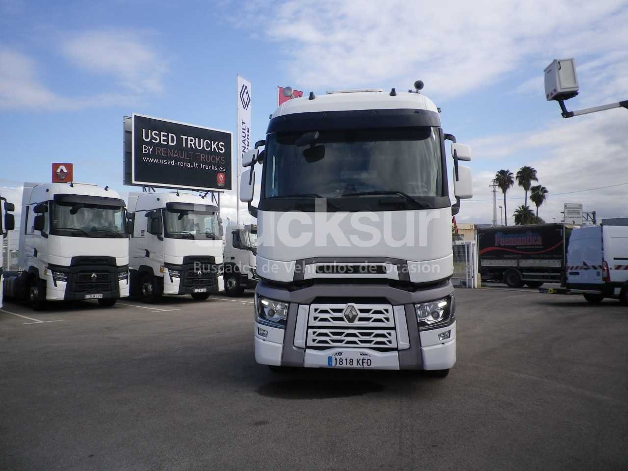 renault-t520-high-sleeper-cab-66