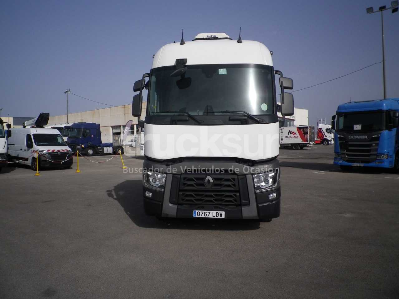 renault-t480-sleeper-cab-27