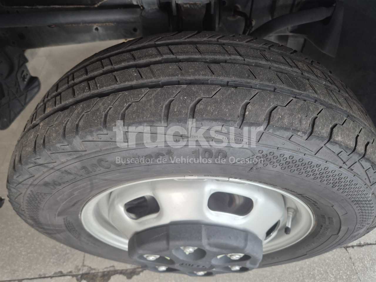 iveco-daily-35c14h-1