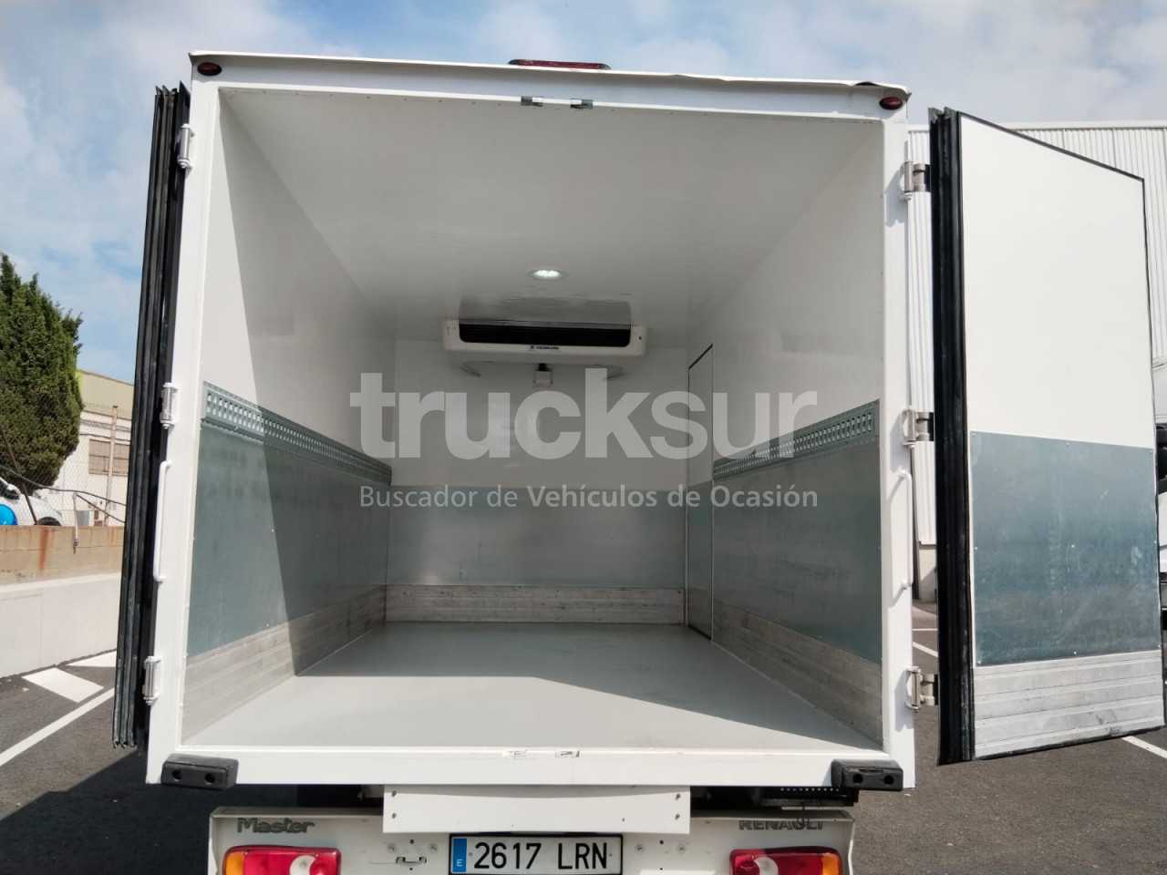 renault-165-35-frc-x