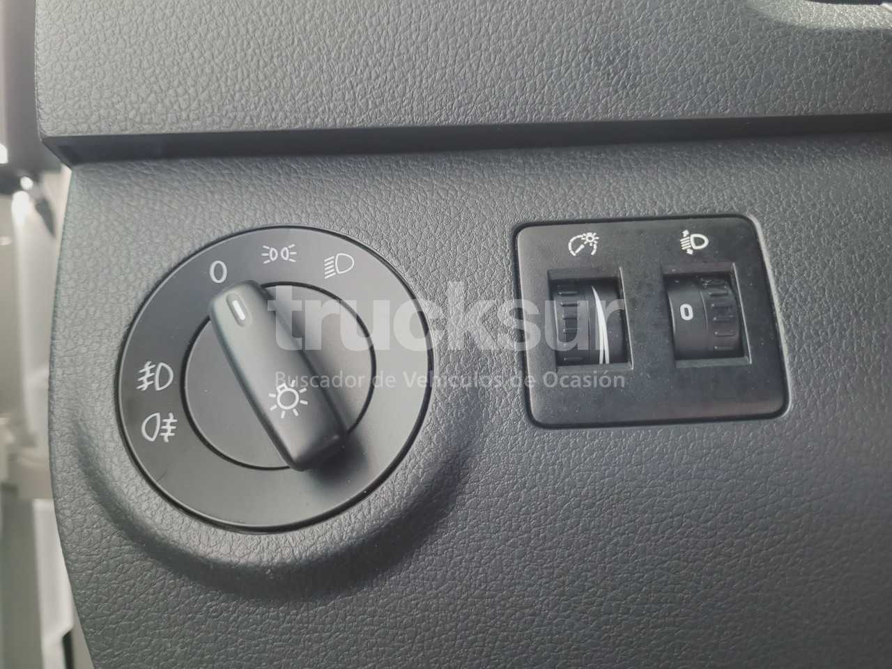 volkswagen-volkswagen-caddy-furgon-2-0tdi-102cv-2