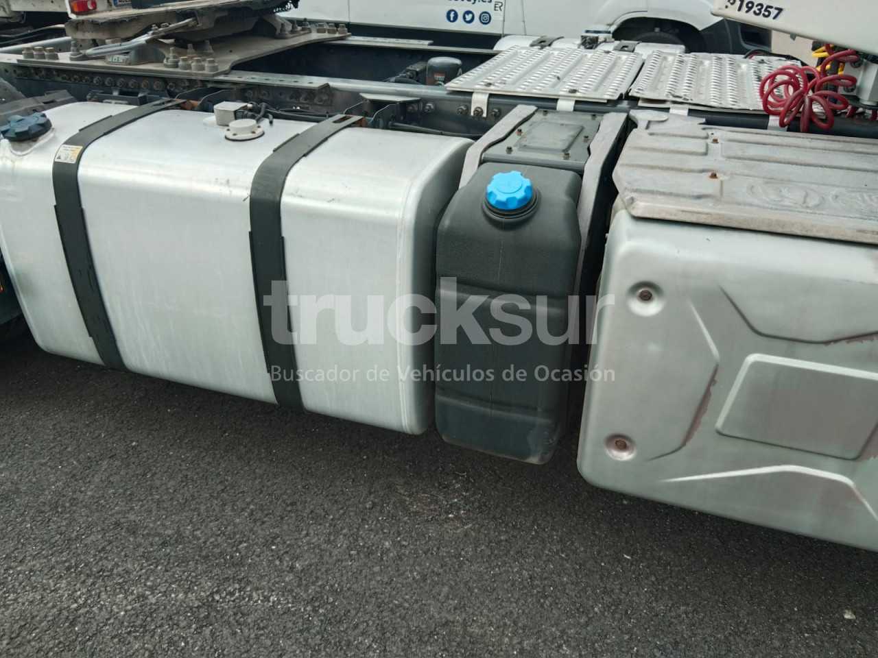 renault-t480-18