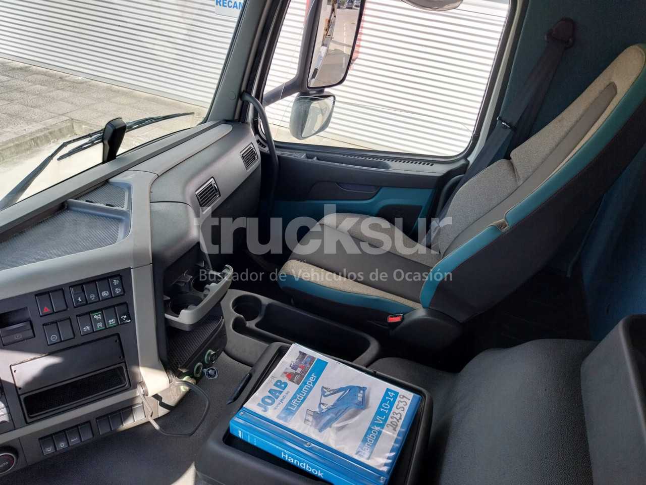 volvo-fm330