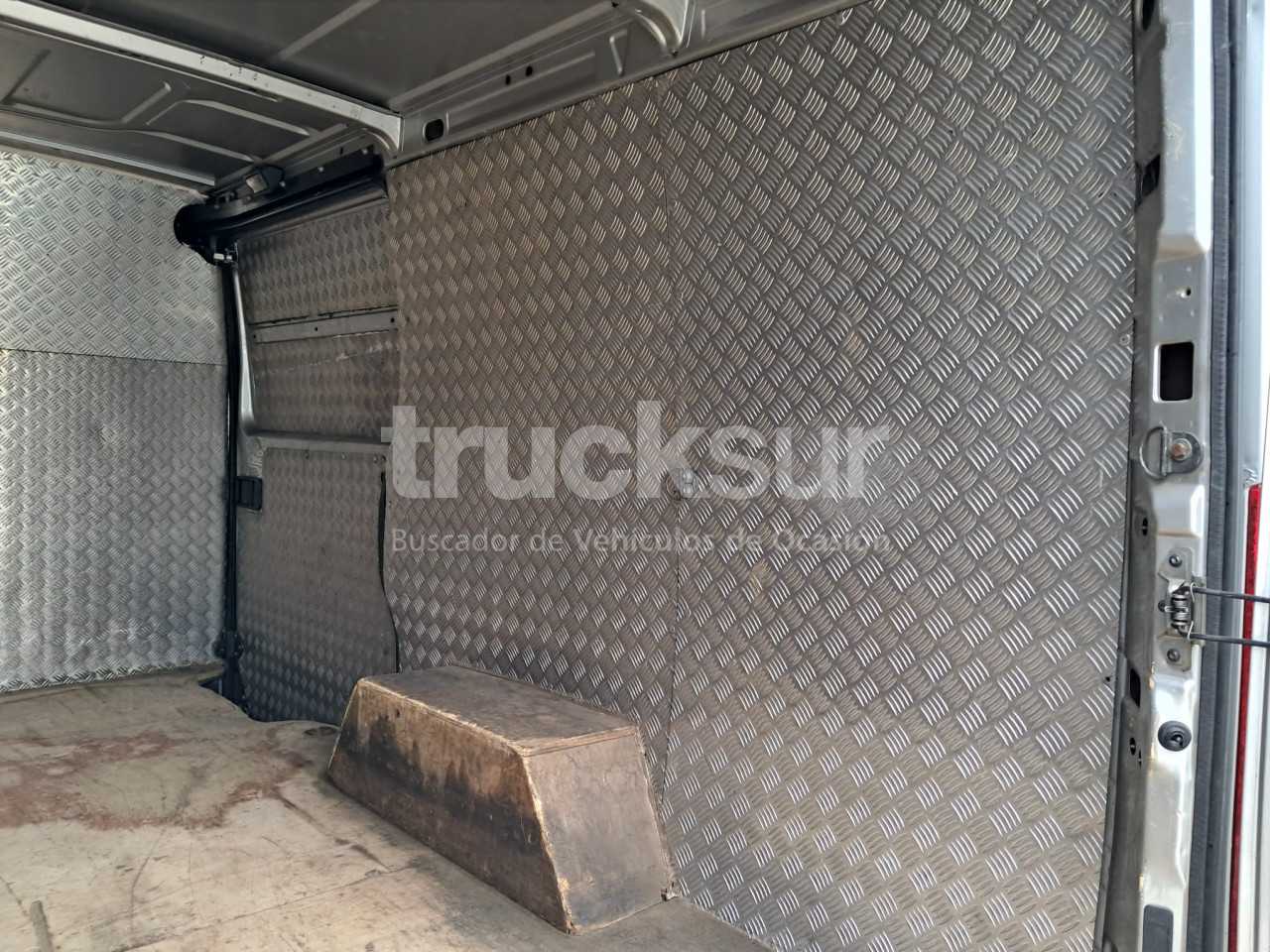 iveco-daily-35s12-7m3