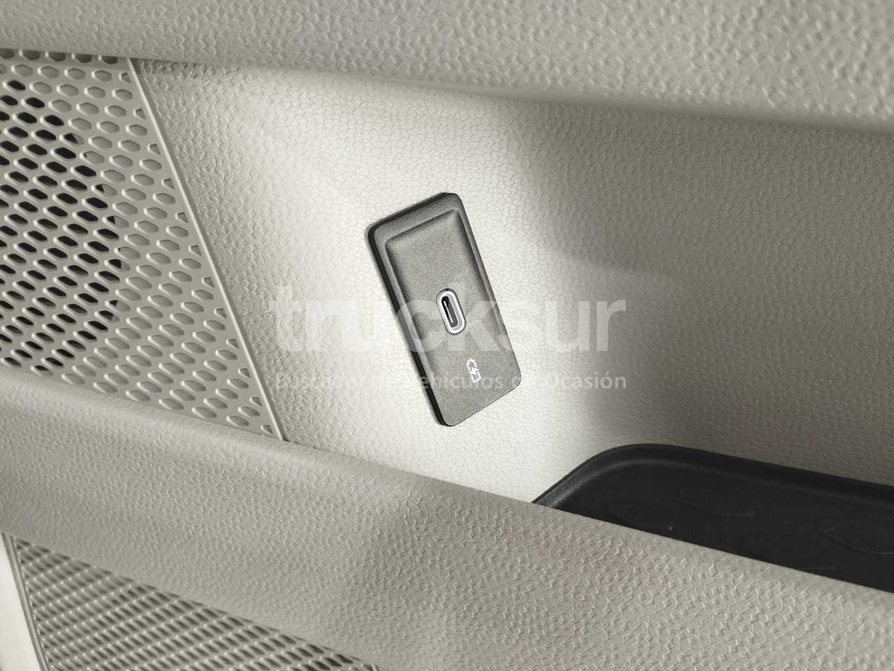 volkswagen-volkswagen-id-buzz-pro-1