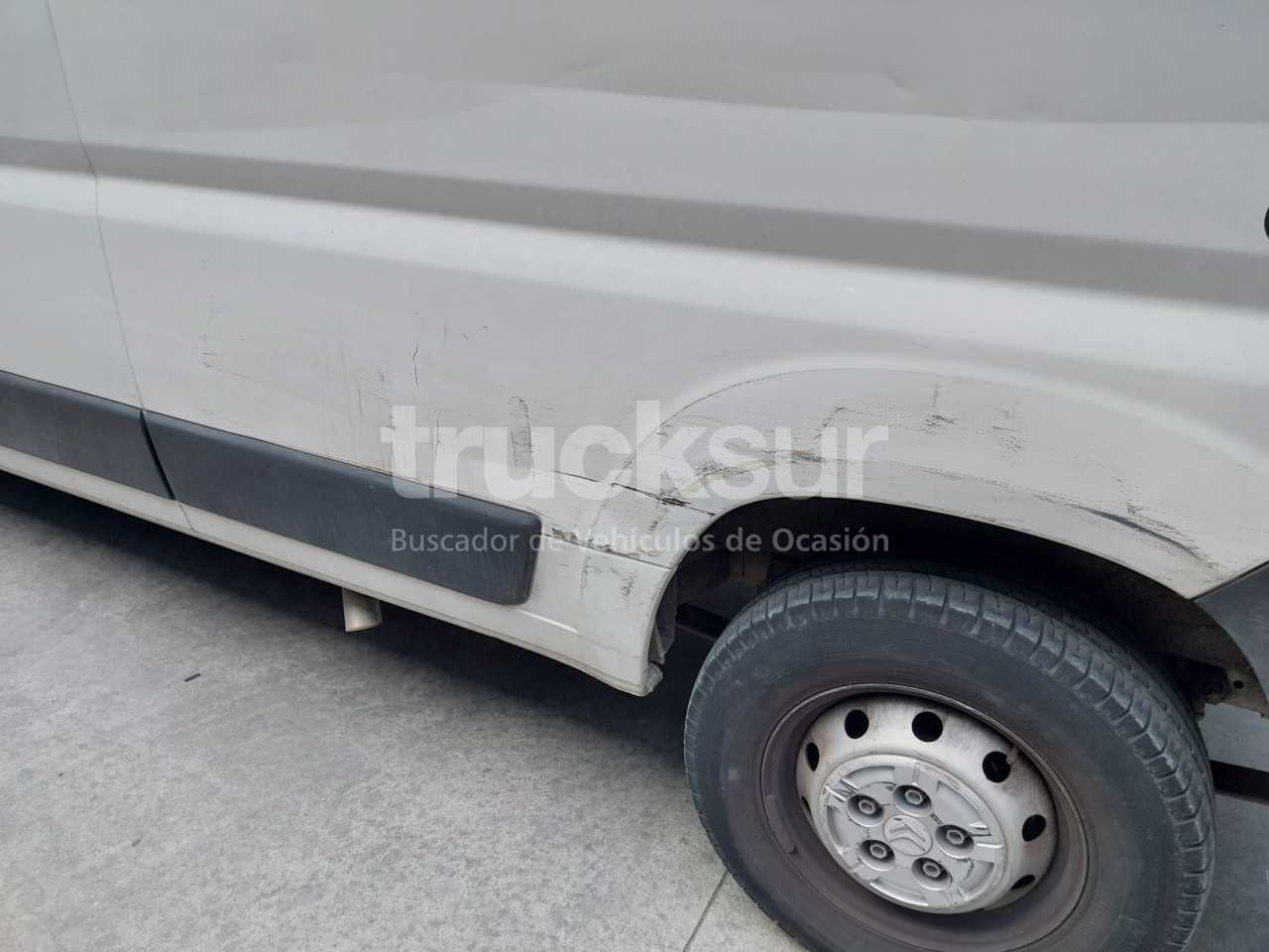 citroen-120-35-l3h2-12m3-28