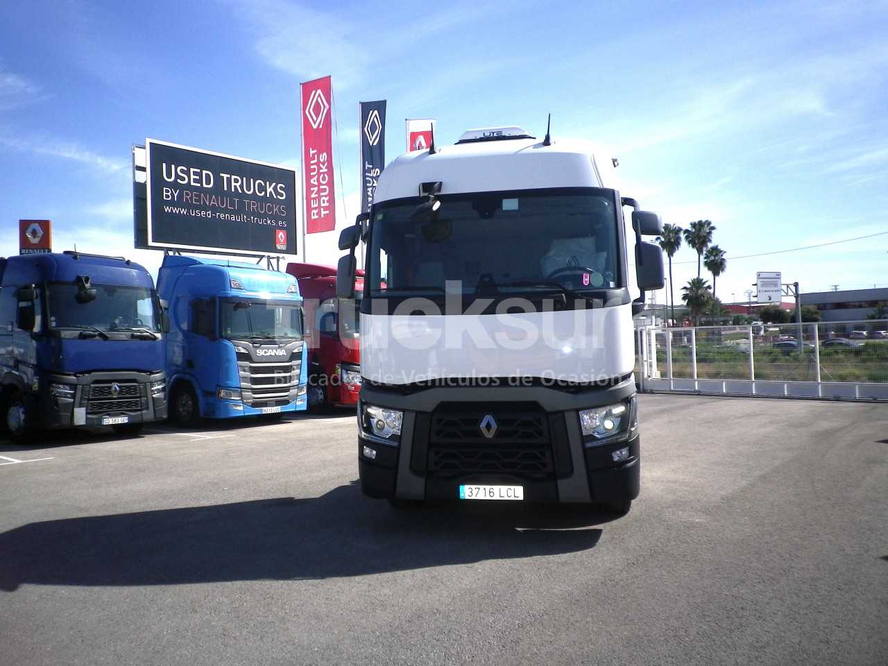 renault-t480-sleeper-cab-28