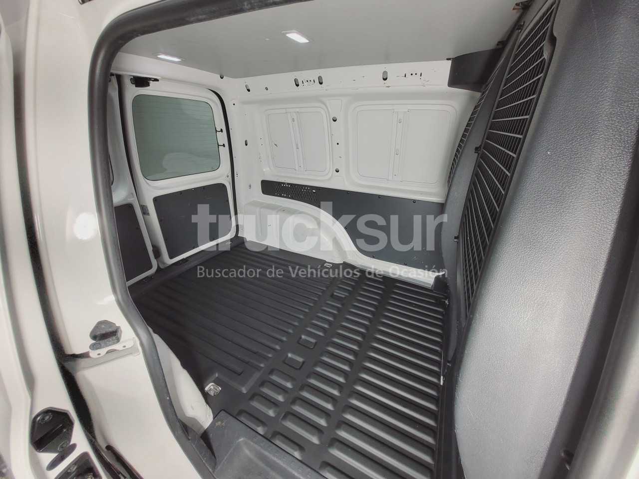 volkswagen-volkswagen-caddy-furgon-2-0tdi-102cv-2