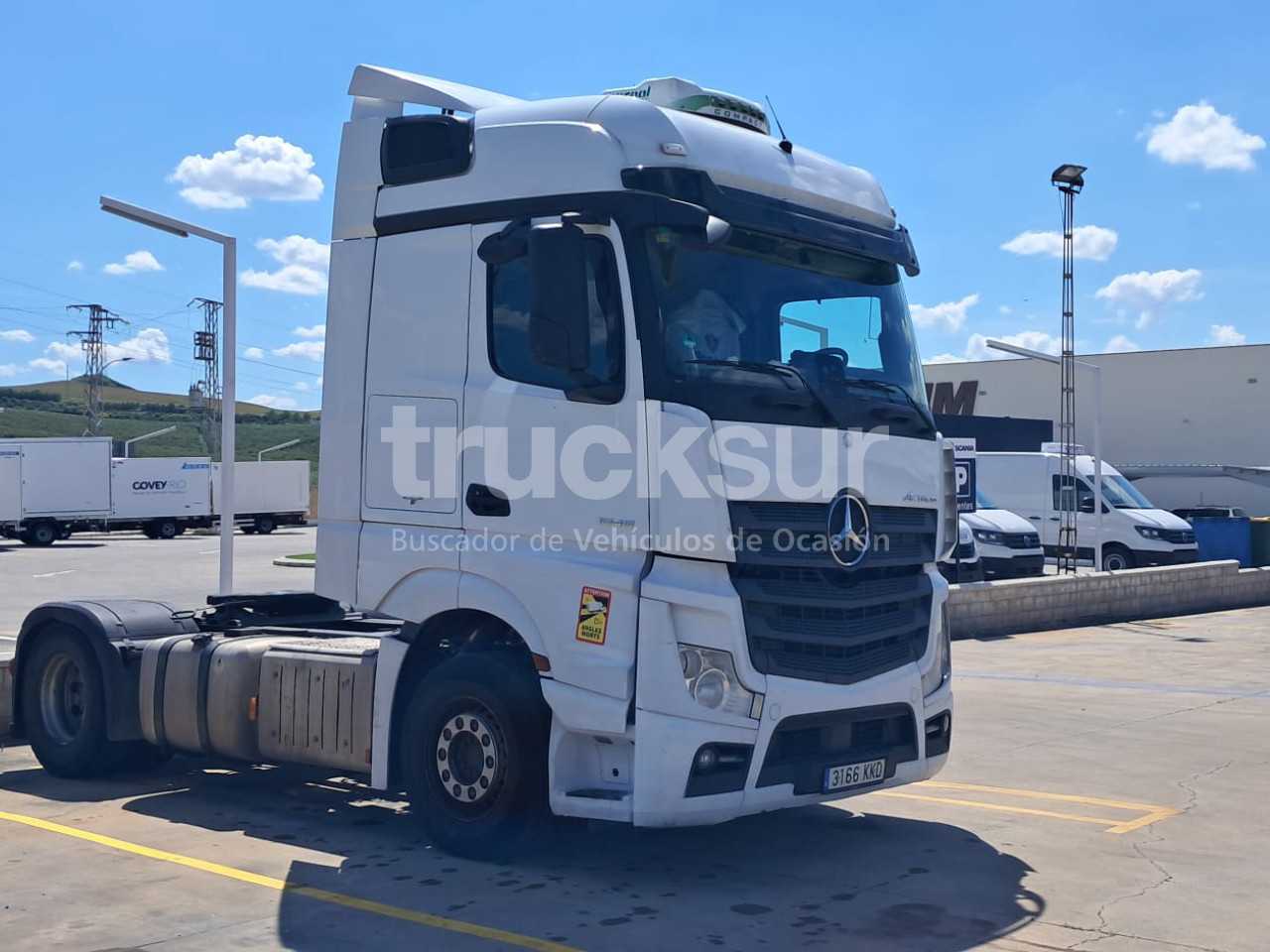 mercedes-actros-1848