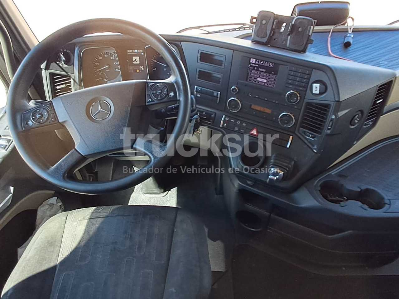 mercedes-actros-1848
