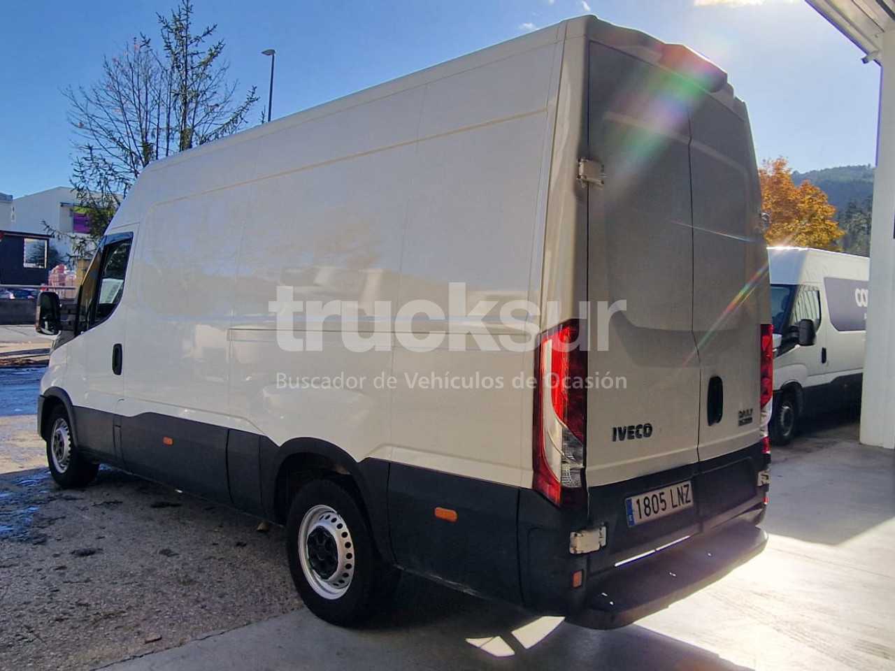 iveco-35s14-12m3-5