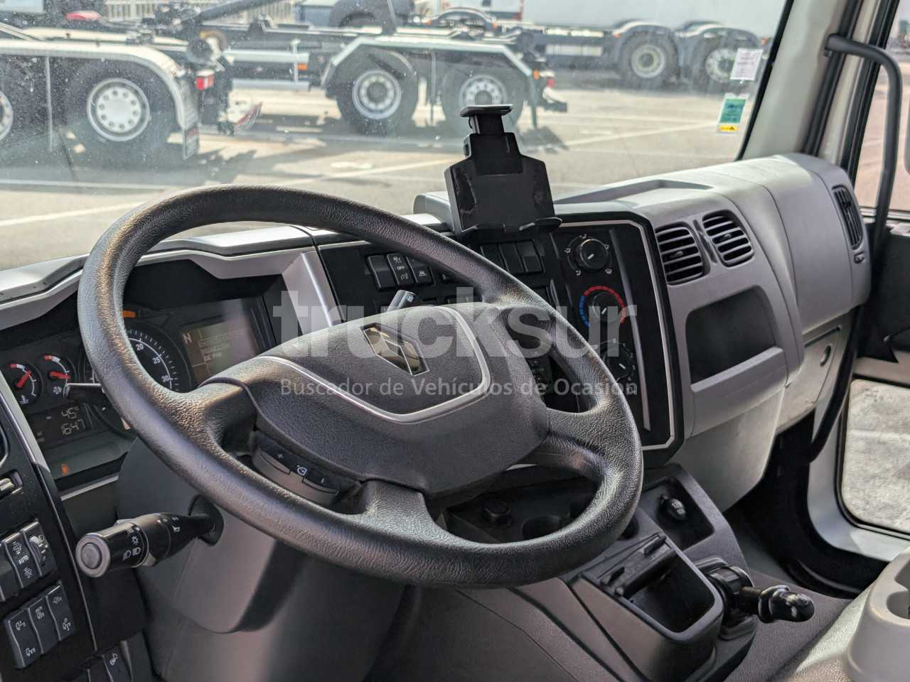 renault-d240-12