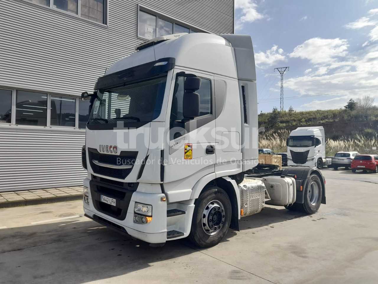 iveco-as440s51t-p-3