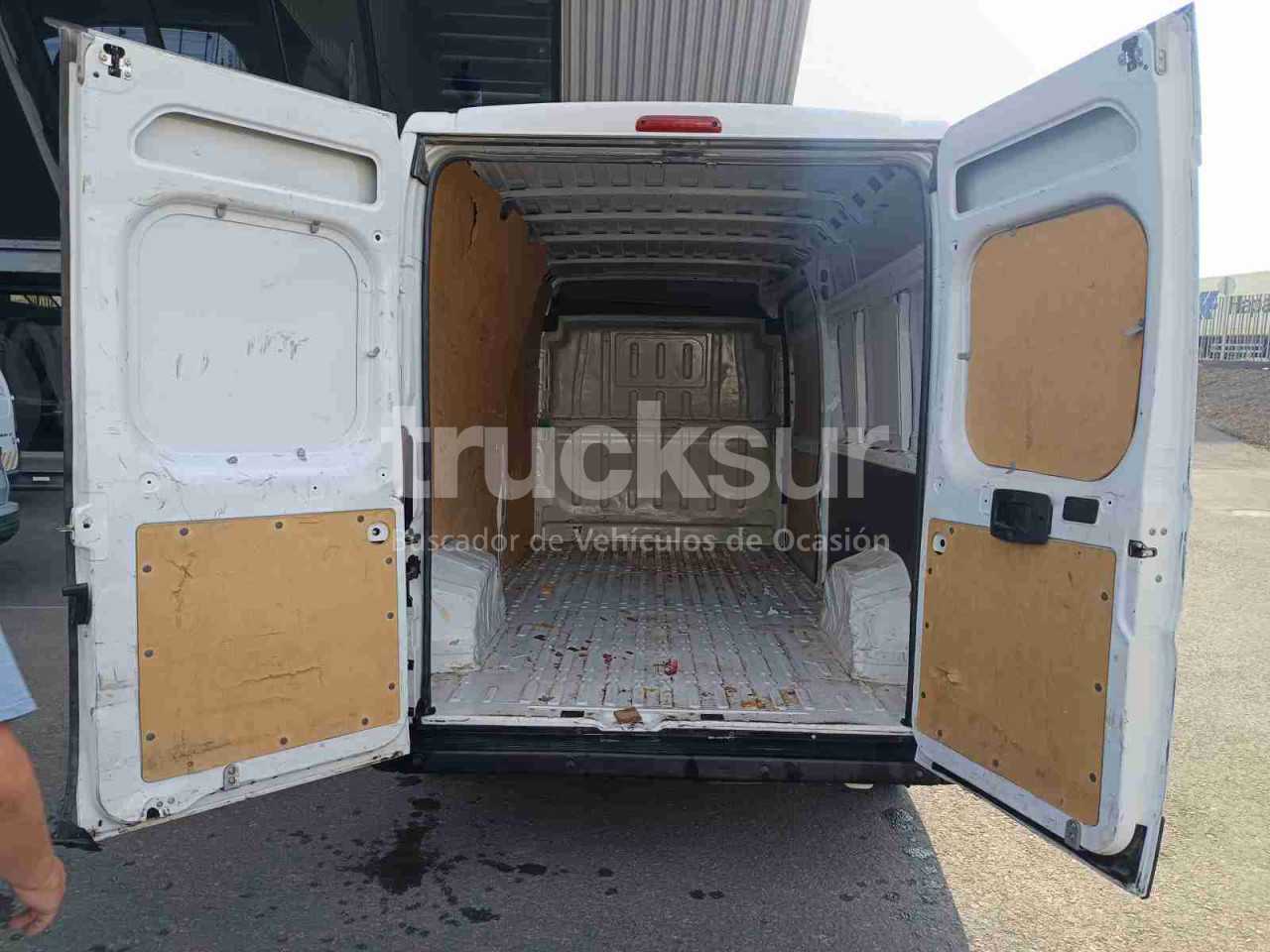 citroen-120-35-l3h2-12m3-12