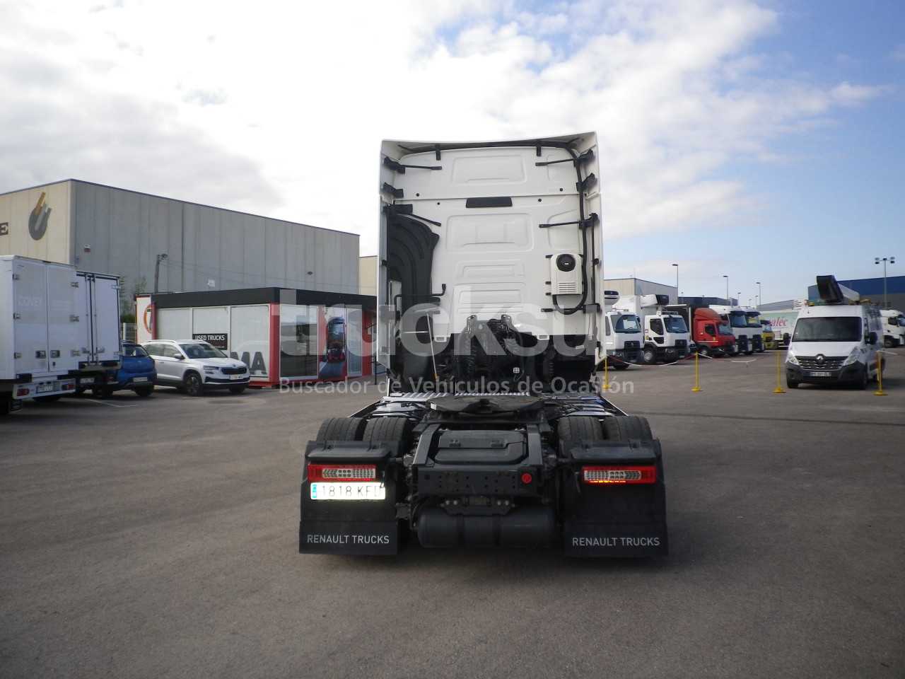 renault-t520-high-sleeper-cab-66