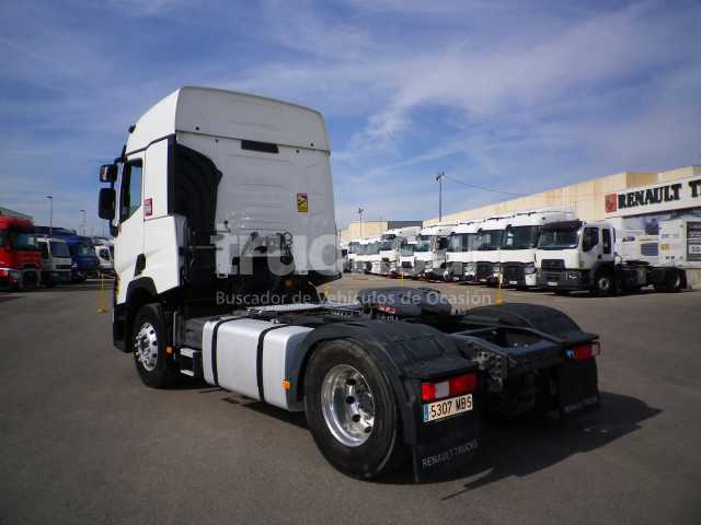 renault-t480-sleeper-cab-13