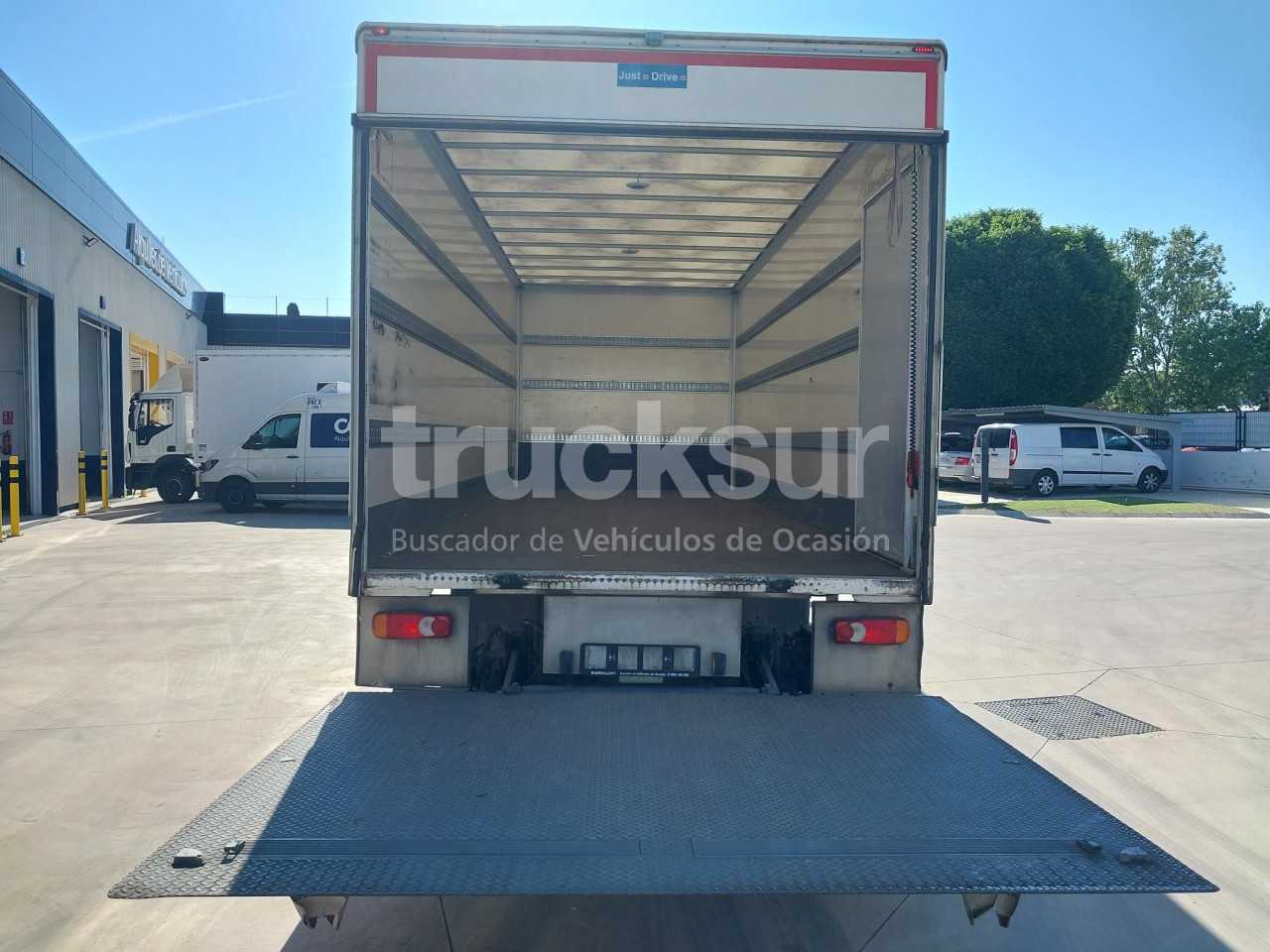 renault-d12-240-7