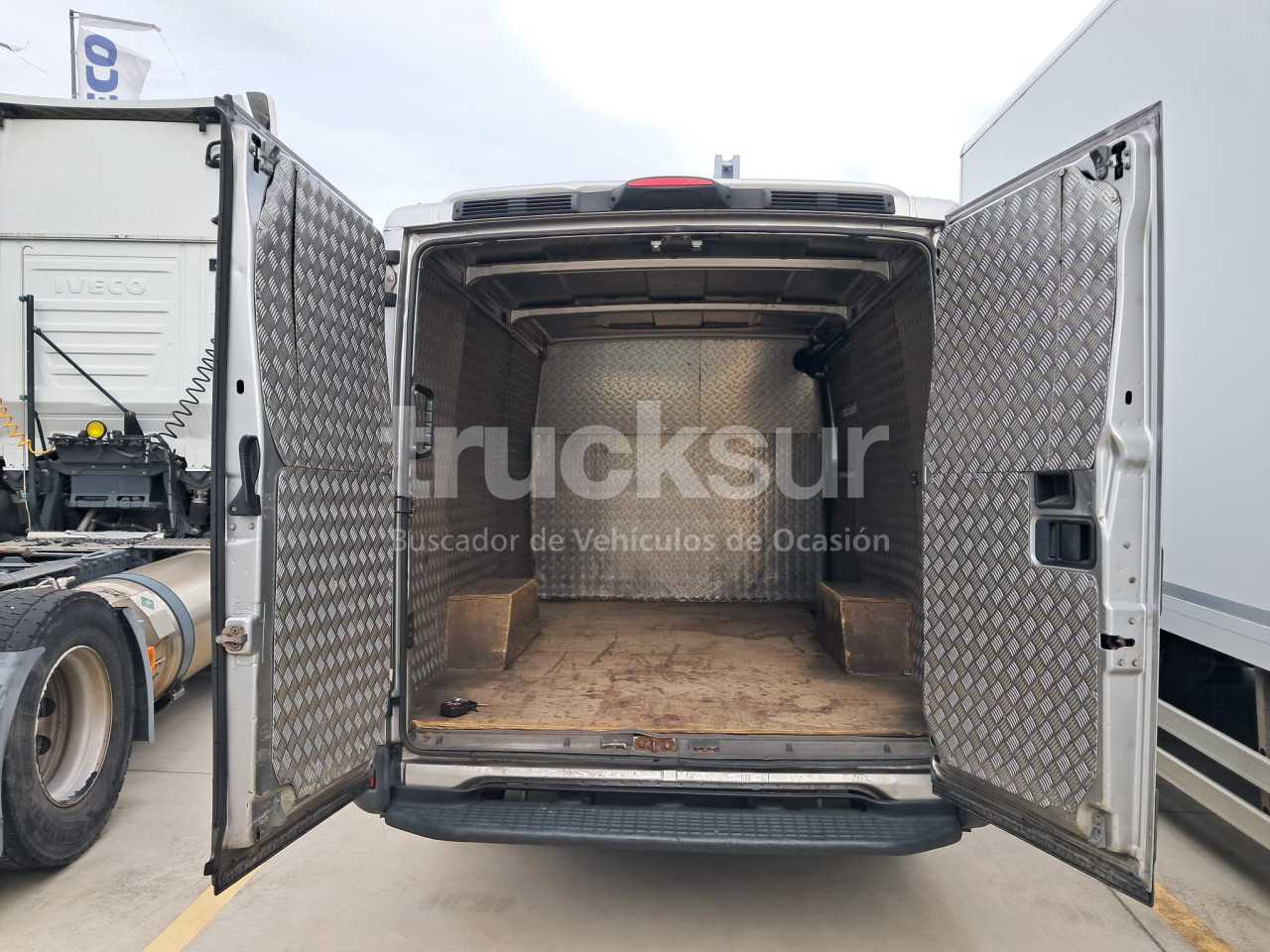 iveco-daily-35s12-7m3