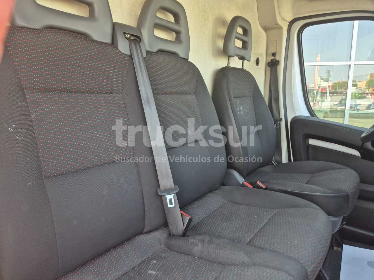 citroen-120-35-l3h2-12m3-11