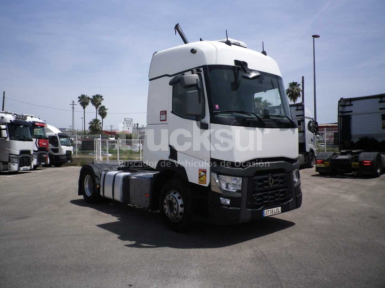renault-t480-sleeper-cab-29