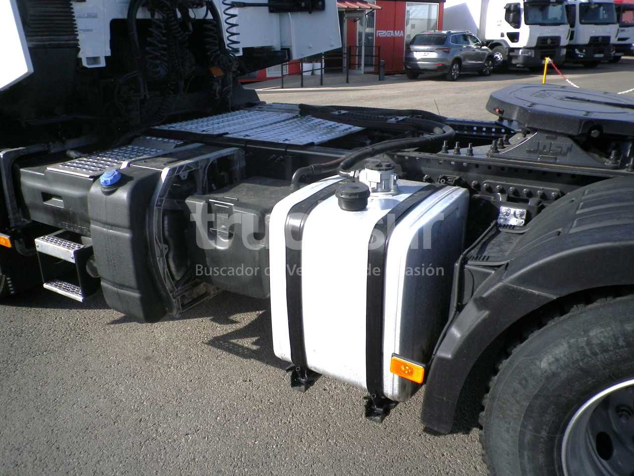 renault-c440-18