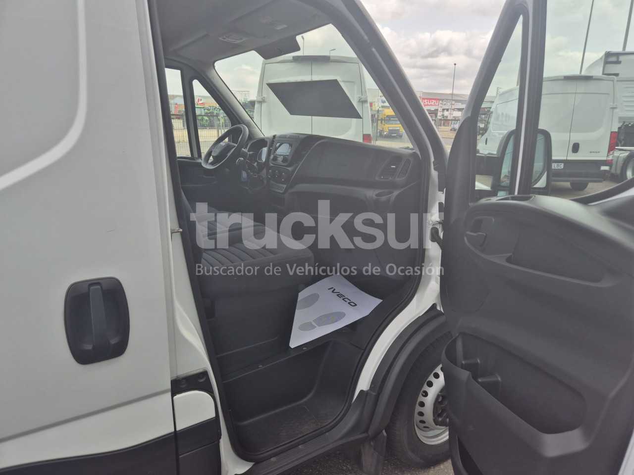 iveco-daily-35s16-f-16m3-1