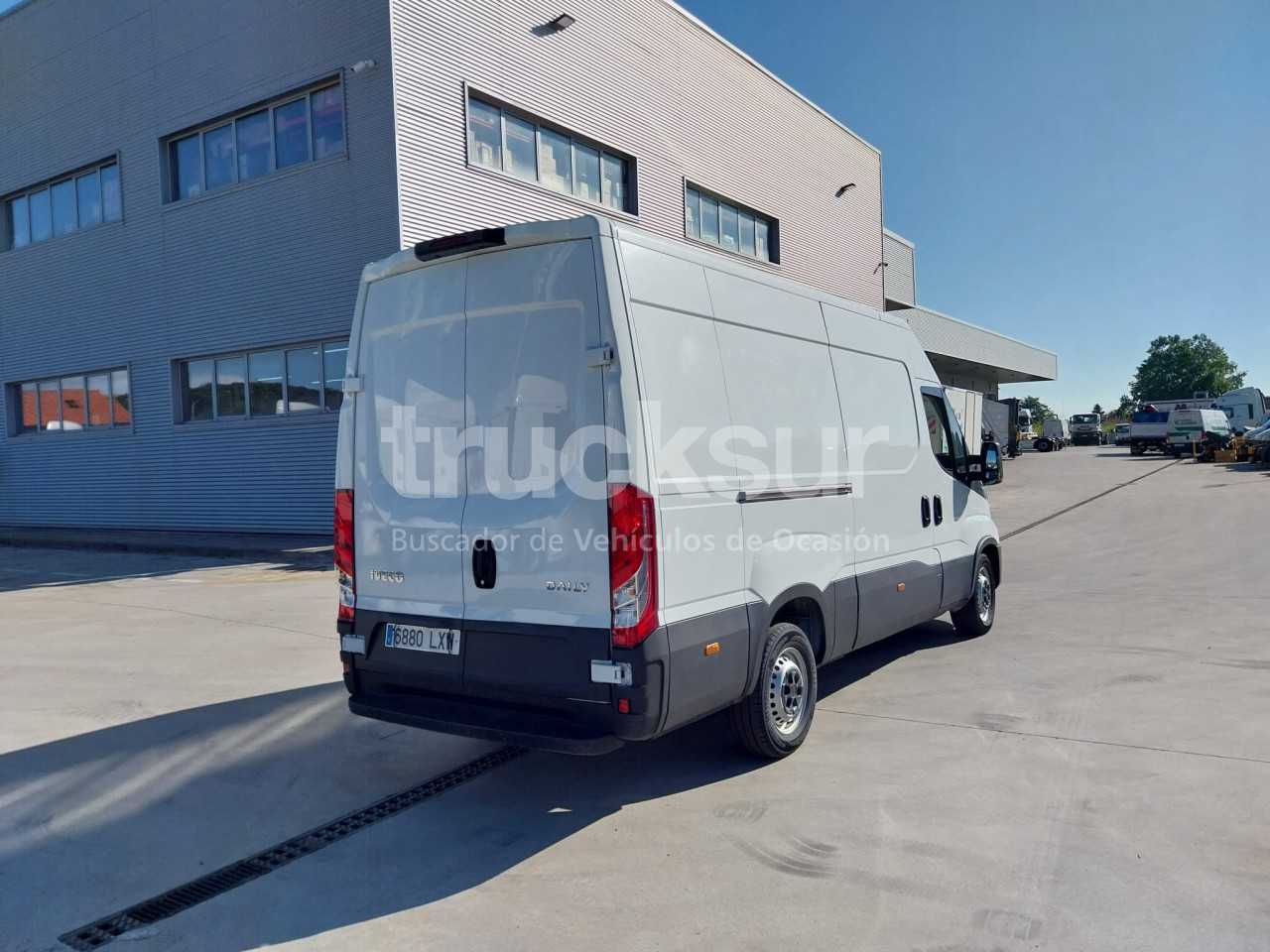 iveco-35s16-f-12m3-1