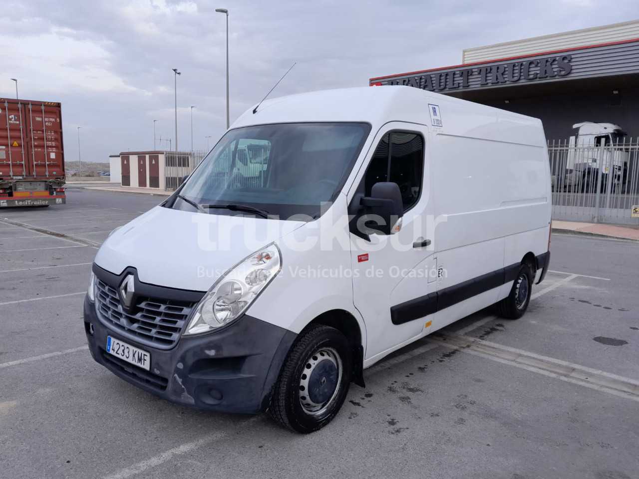 renault-master-130-35-36