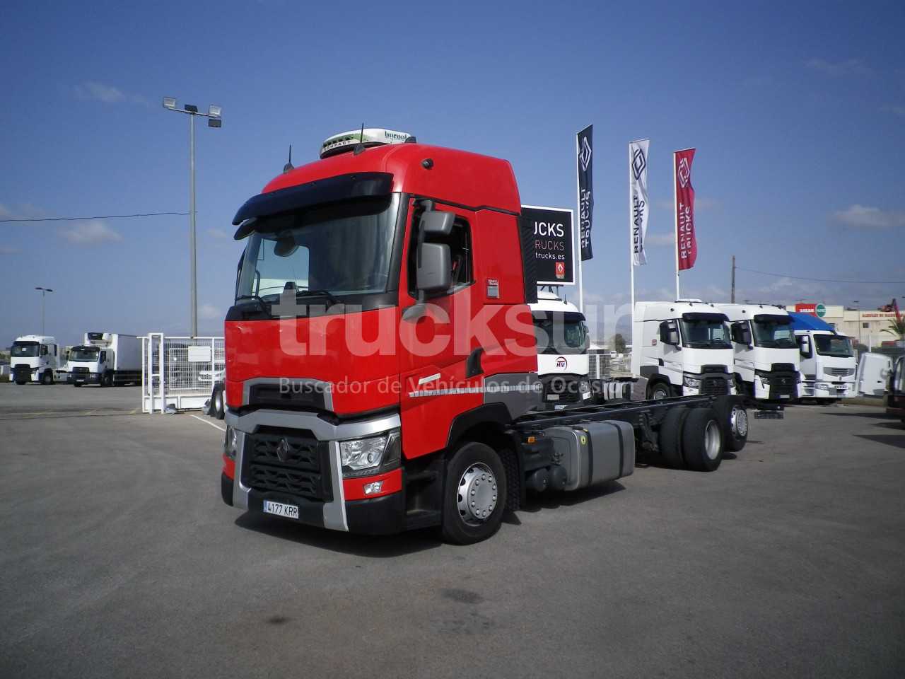 renault-t480-high-sleeper-cab-4