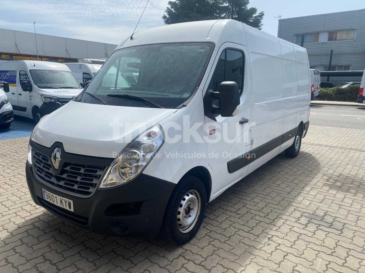 renault-master-125-35-8